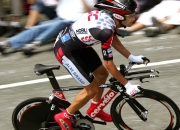 九游中国-南美狂鲨与欧洲铁壁，苏亚雷斯的连续得分艺术与玻利维亚战术对莱比锡红牛的跨洲启示