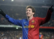 九游体育-绿茵双城记，拜仁铁血击溃葡萄牙之星，卡塞米罗在意甲焦点战展王者风范