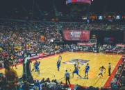 九游APP-卡塞米罗爆发！拜仁击溃阿尔及利亚式防守，战术革命悄然开启