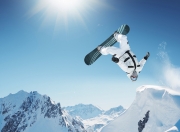 九游体育平台-赛道新王诞生，皮亚斯特里高光领衔，红牛车队完胜雷诺