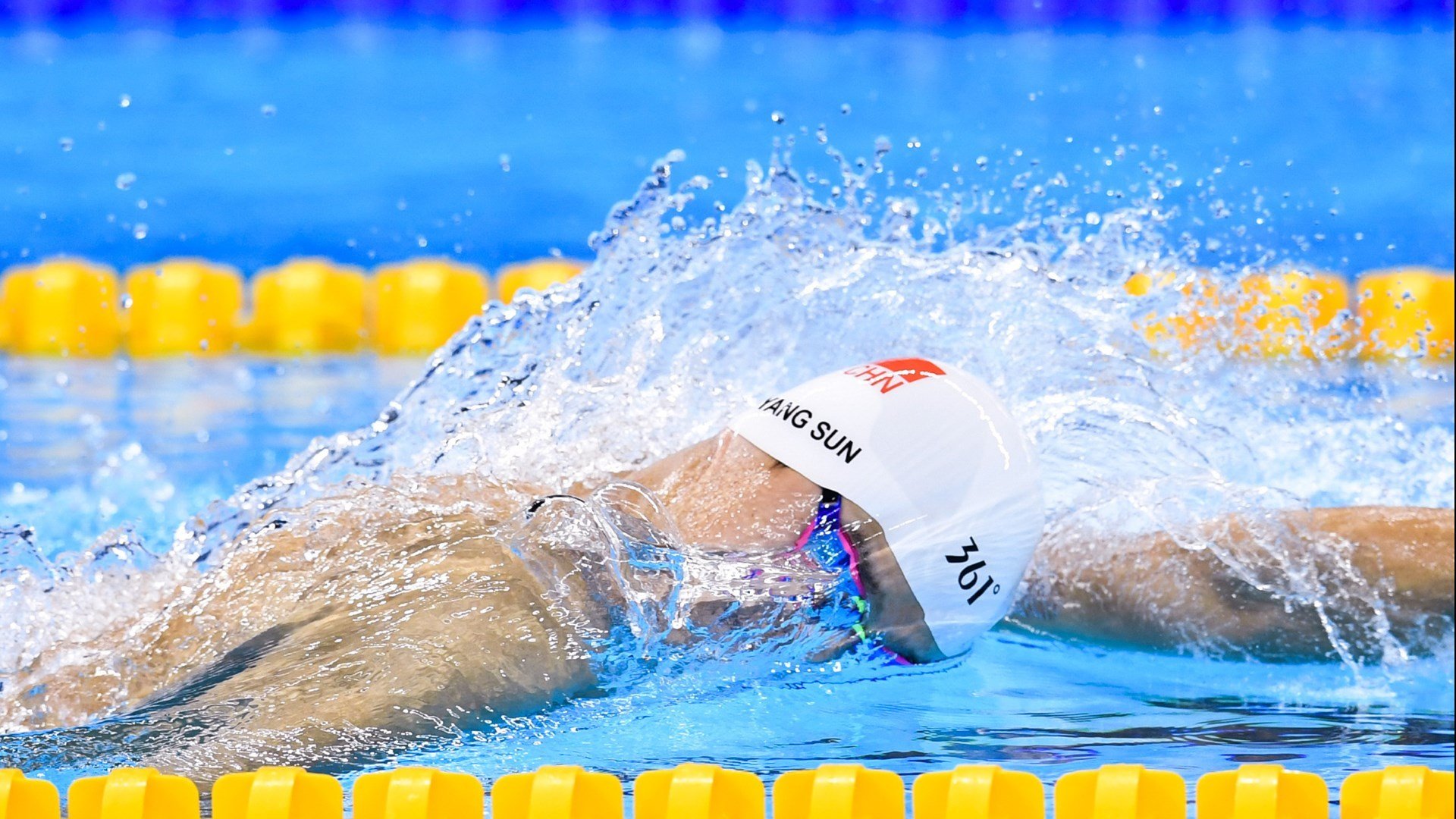 深圳队对阵快船，哈利伯顿个人能力完全展现，一场跨越篮球文化的对话