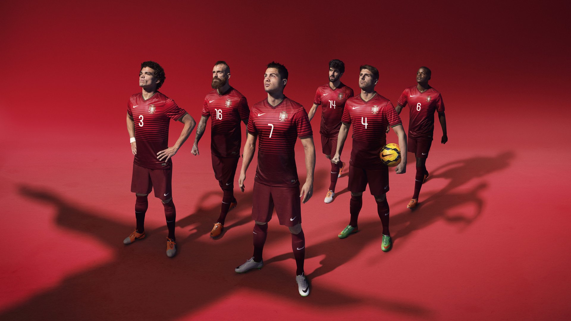 赛道与绿茵场，速度与荣耀的双重奏