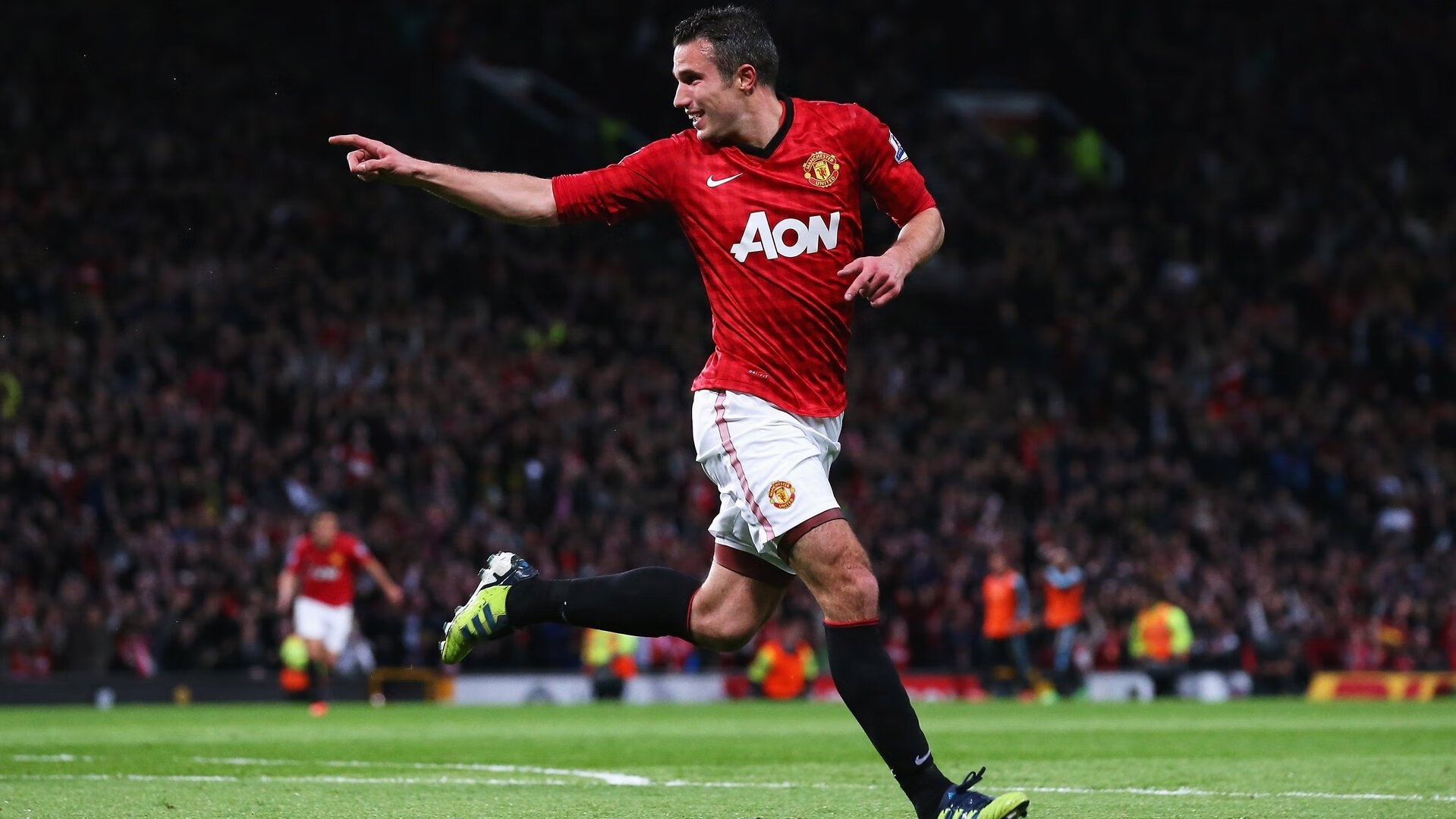 特奥·埃尔南德斯,佛罗伦萨的关键先生,用火力压制勒沃库森的战术革命