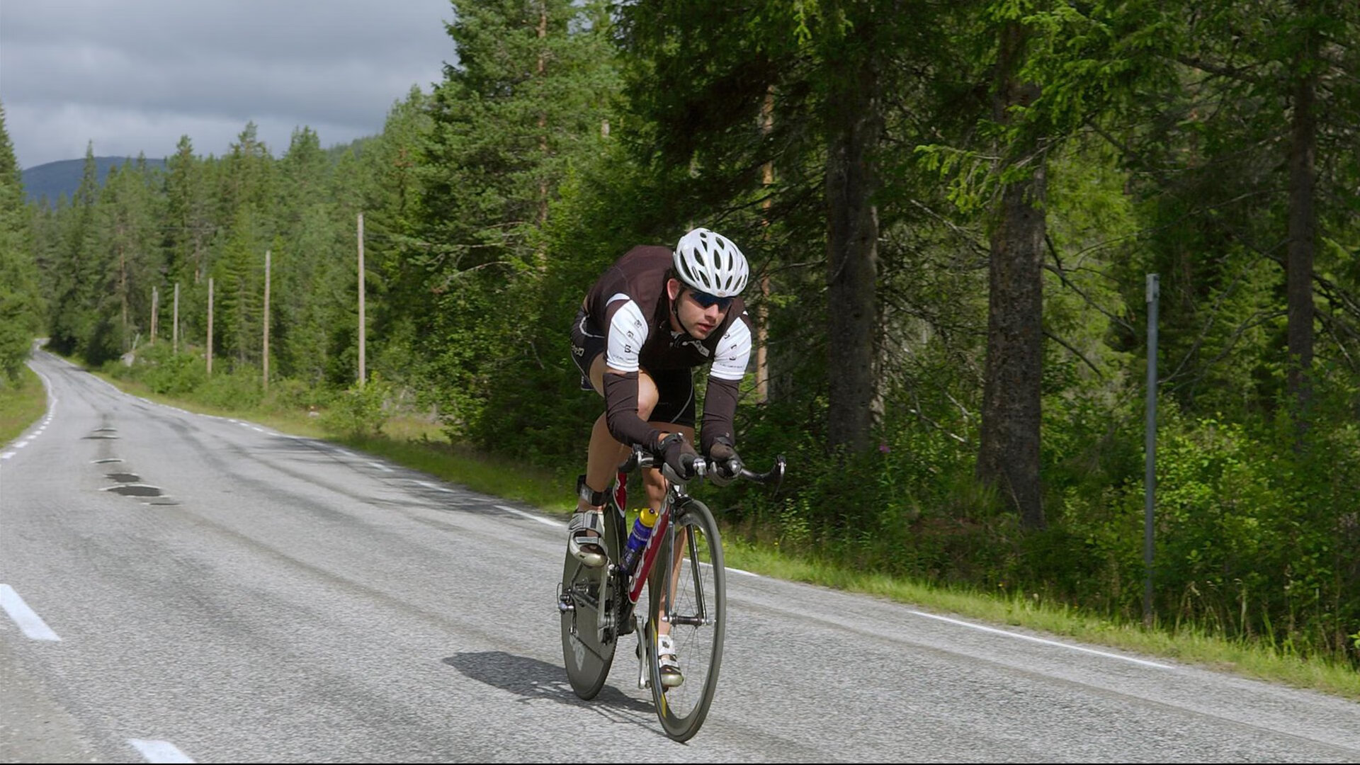 赛道上的字母哥，当雷霆击溃雄鹿，F1年度争冠上演接管时刻